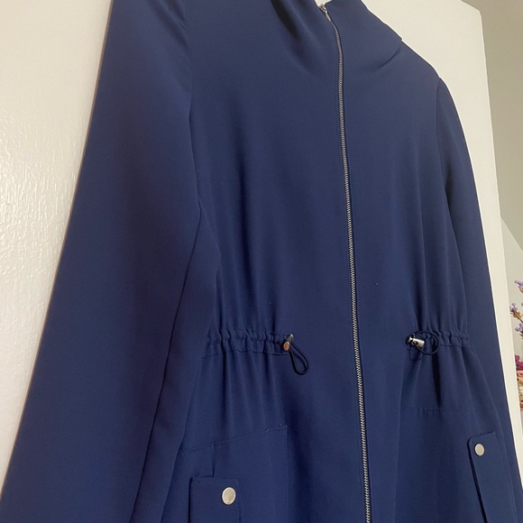 Alvina hooded abaya/coat - Picture 2 of 3